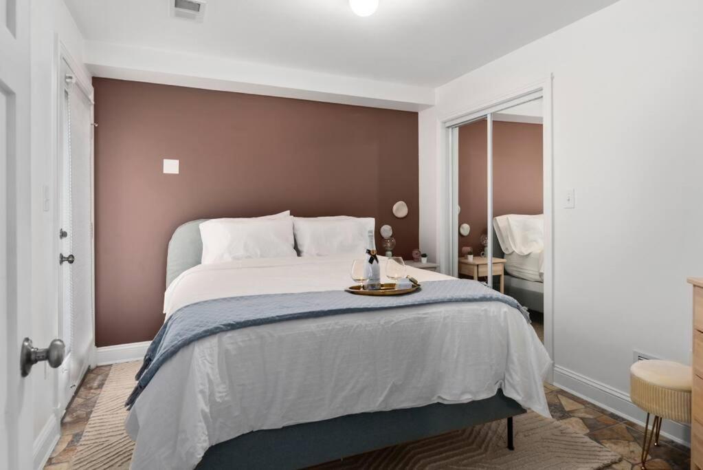 Upscale 2Br Apartment With Patio 워싱턴 외부 사진