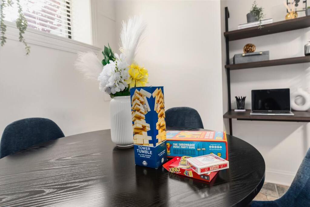 Upscale 2Br Apartment With Patio 워싱턴 외부 사진