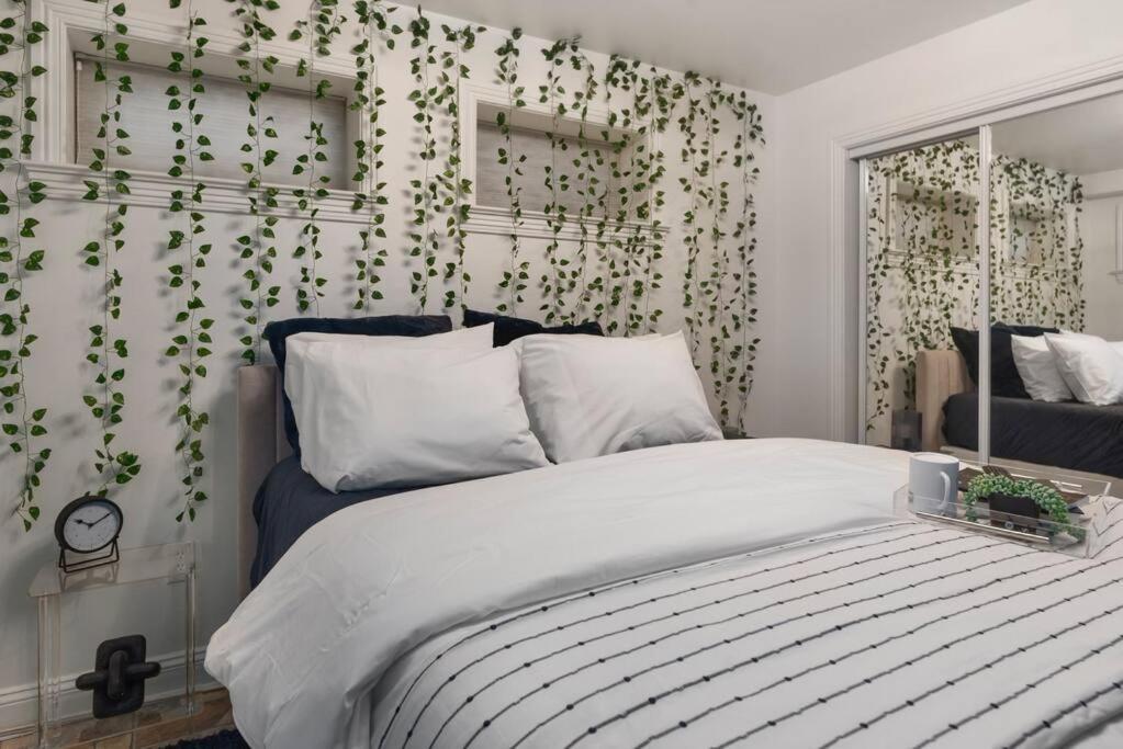 Upscale 2Br Apartment With Patio 워싱턴 외부 사진